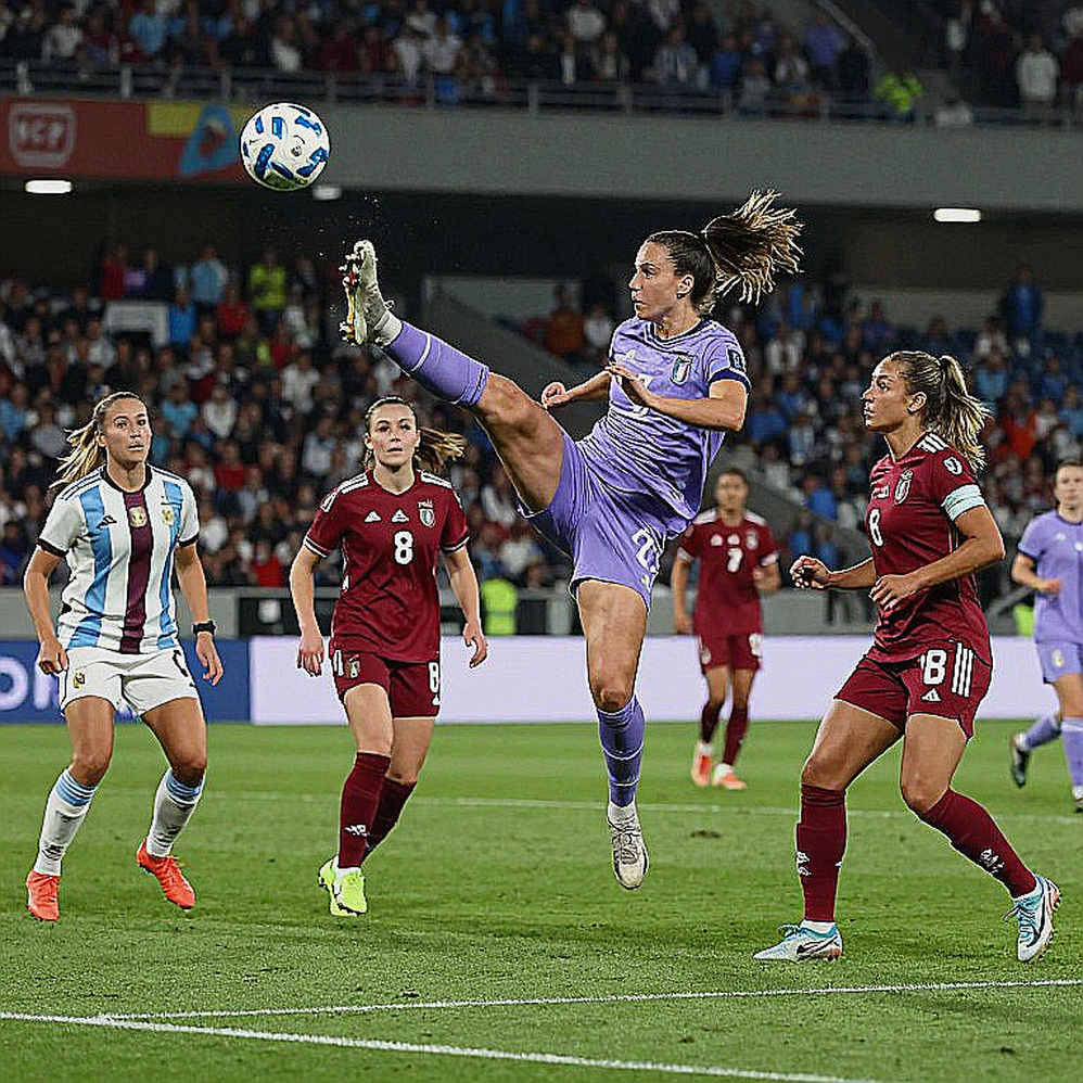 Lazio - AC Milan: Khi 'đam mê' trở thành vũ khí chiến thuật cuối cùng Lazio - AC Milan: Khi 'đam mê' trở thành vũ khí chiến thuật cuối cùng