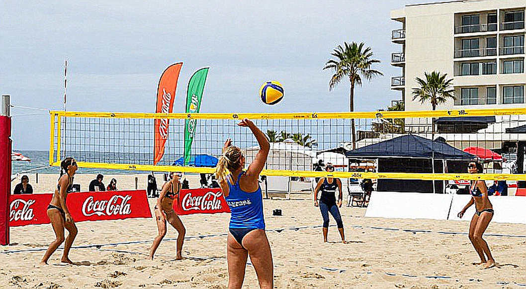 Counting Women's Volleyball in Vietnam: 3,000 Spectators and Three Lines of News Counting Women's Volleyball in Vietnam: 3,000 Spectators and Three Lines of News