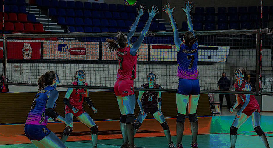 Counting Women's Volleyball in Vietnam: 3,000 Spectators and Three Lines of News Counting Women's Volleyball in Vietnam: 3,000 Spectators and Three Lines of News