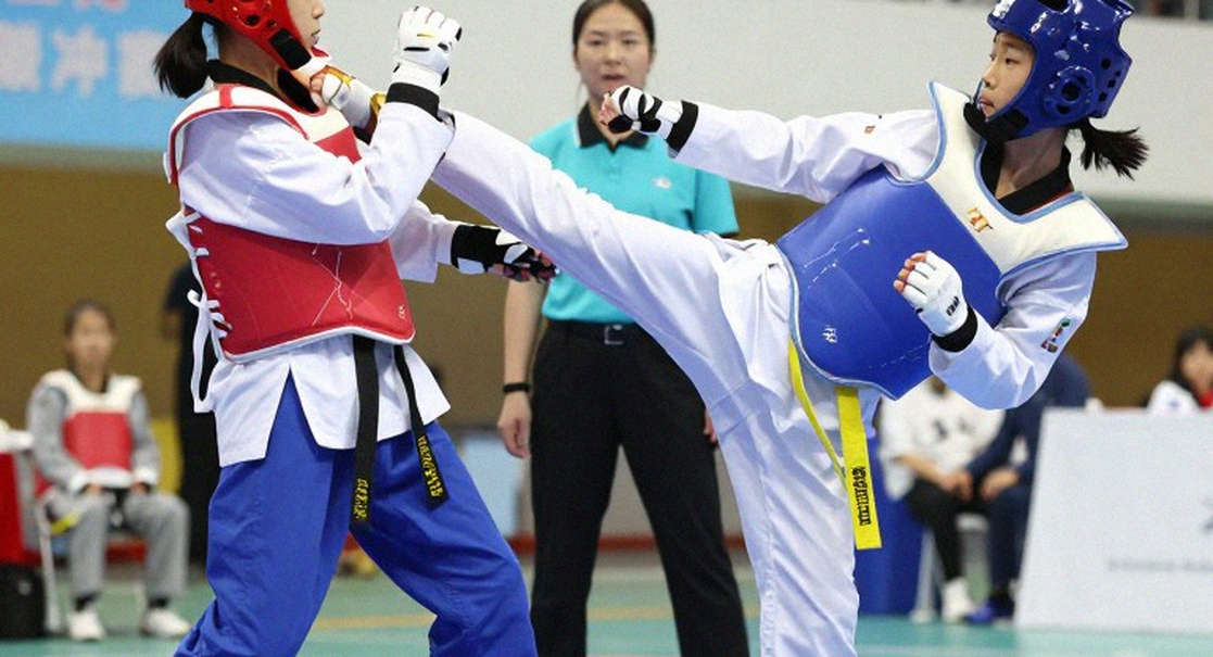 Bài học từ bản phân tích võ thuật rỗng: Đừng biến khoảng trống dữ liệu thành câu chuyện Bài học từ bản phân tích võ thuật rỗng: Đừng biến khoảng trống dữ liệu thành câu chuyện