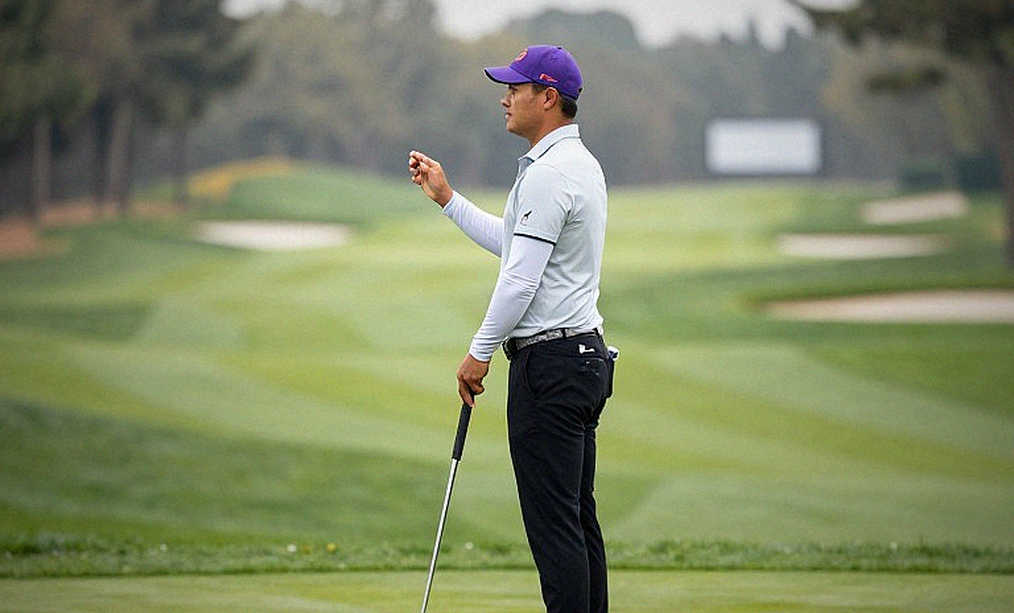 Lawrence dẫn đầu Omega European Masters sau hai vòng với lợi thế hai gậy, cơ hội tham gia câu lạc bộ Seve Ballesteros