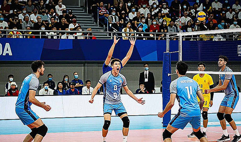 Bán cầu thủ 21 tuổi để trả lương tháng này: mô hình tài chính lặng lẽ của V-League Bán cầu thủ 21 tuổi để trả lương tháng này: mô hình tài chính lặng lẽ của V-League