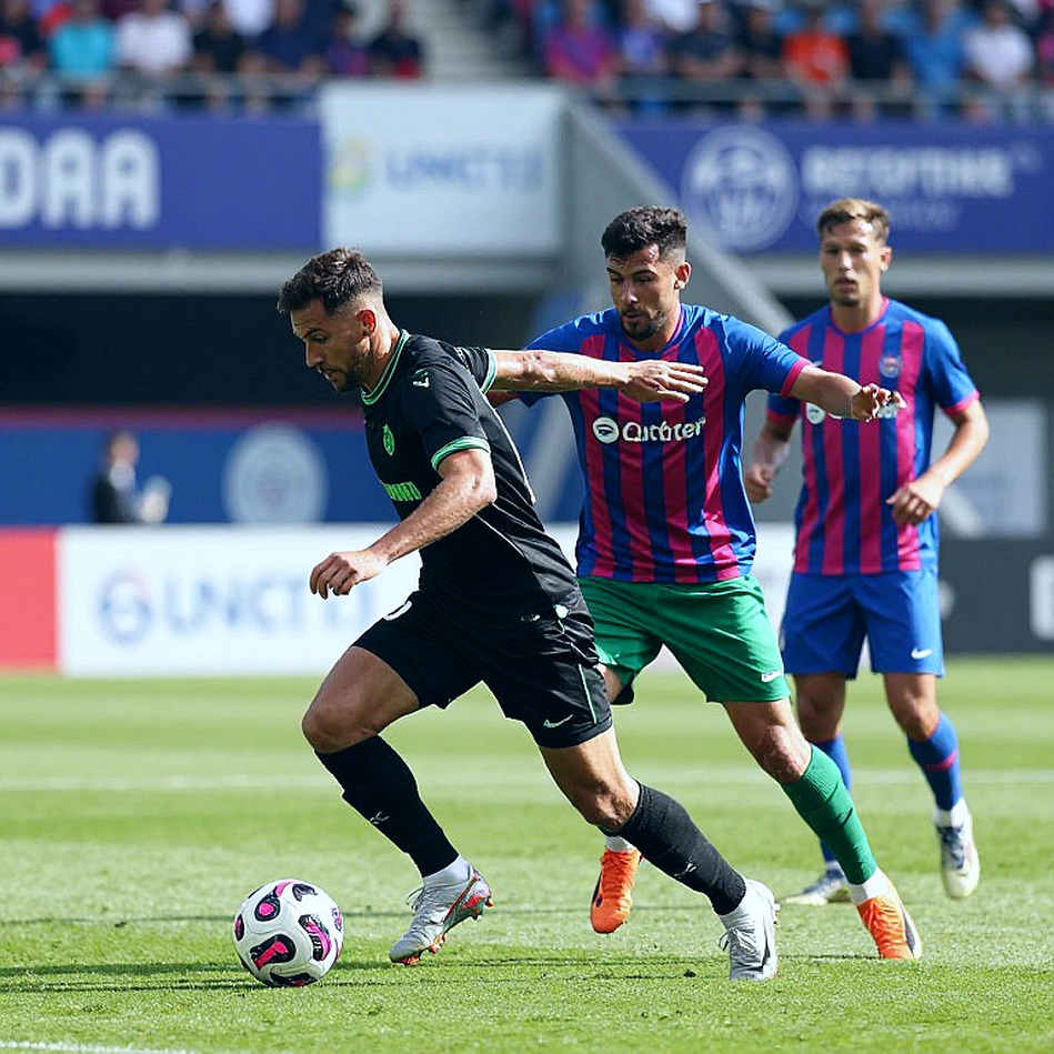 Beşiktaş Lose 3-2 to Amedspor: Adalı Attacks Referees, Warns TFF