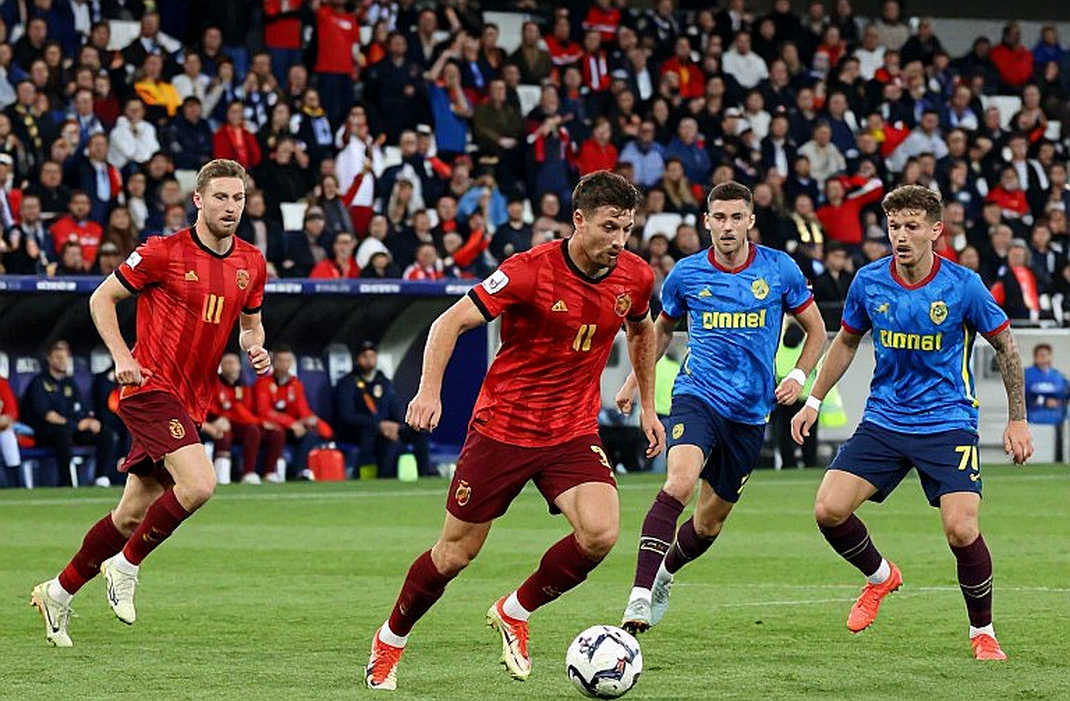 Arsenal vs Chelsea: Lưới thép của Pháo thủ có chịu nổi cơn lốc mang tên Xabi Alonso?